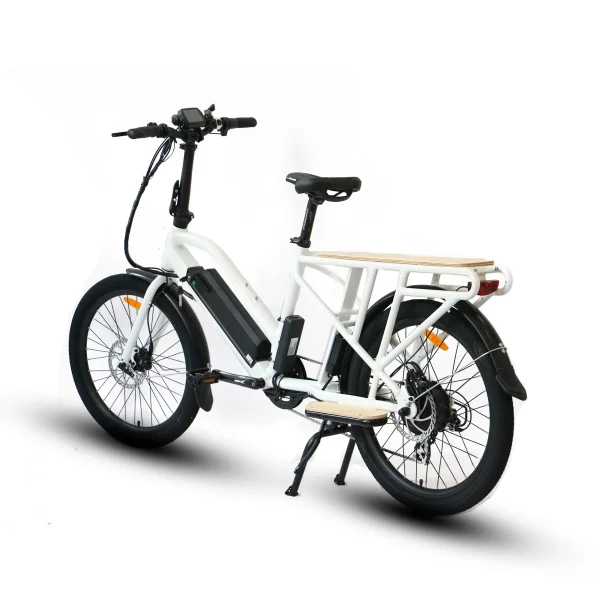 MAX-CARGO White 4
